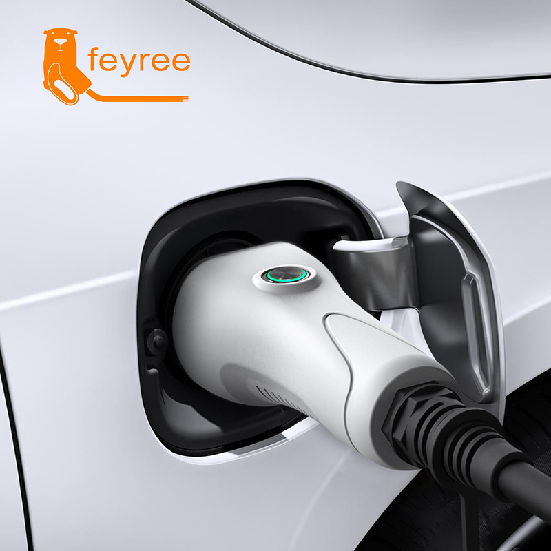 Cavo Feyree V2L per Auto Elett - Outdoor Power Plug In recensione e prezzo