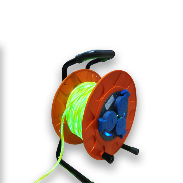 Cavo di prolunga elettrico a 4 - Outdoor Power Reel recensione e prezzo