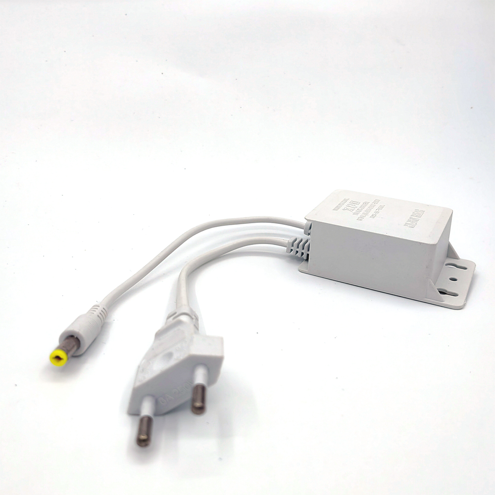 Bianco AC 100-240V Ingresso DC - Outdoor Power Supply 12V recensione e prezzo